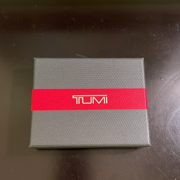 Tumi Alpha SLG Multi Window Folding Card Case - Picture 6 of 6